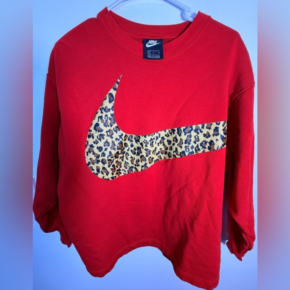 Nike Women's Red Sweatshirt with Leopard Swoosh - Picture 11 of 12